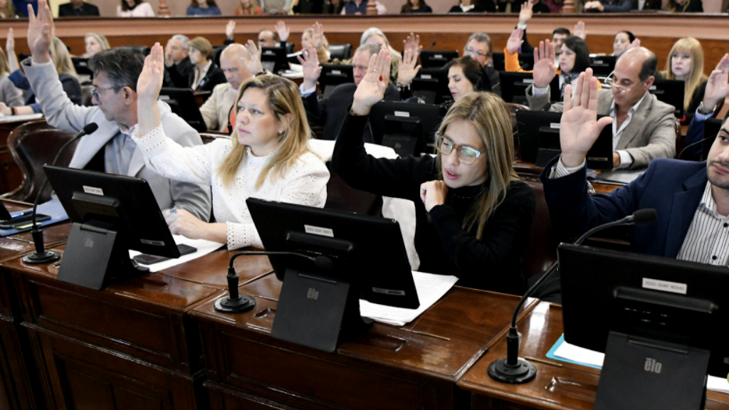 Urgencia en el oficialismo para tratar el endeudamiento