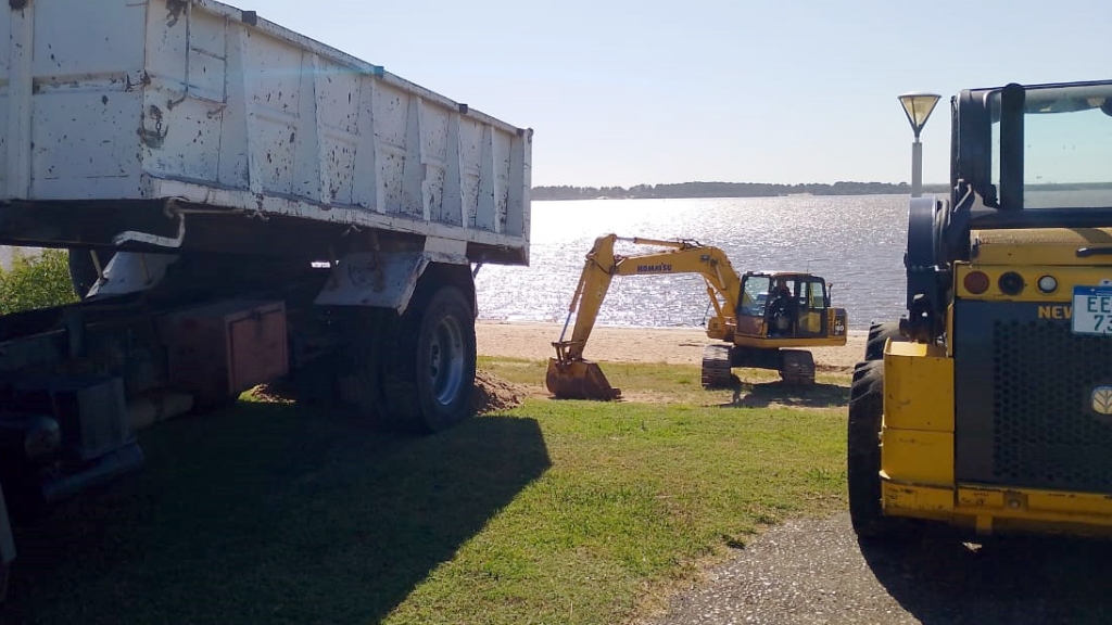 Realizan obras de mejora y limpieza en los balnearios