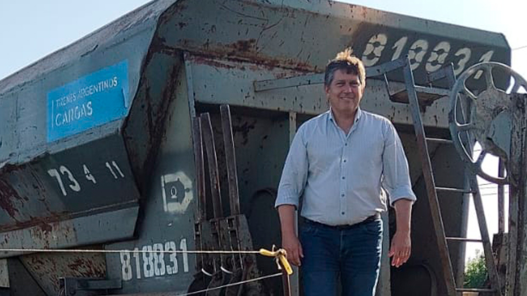 Primer tren con piedra adquirido por el Municipio