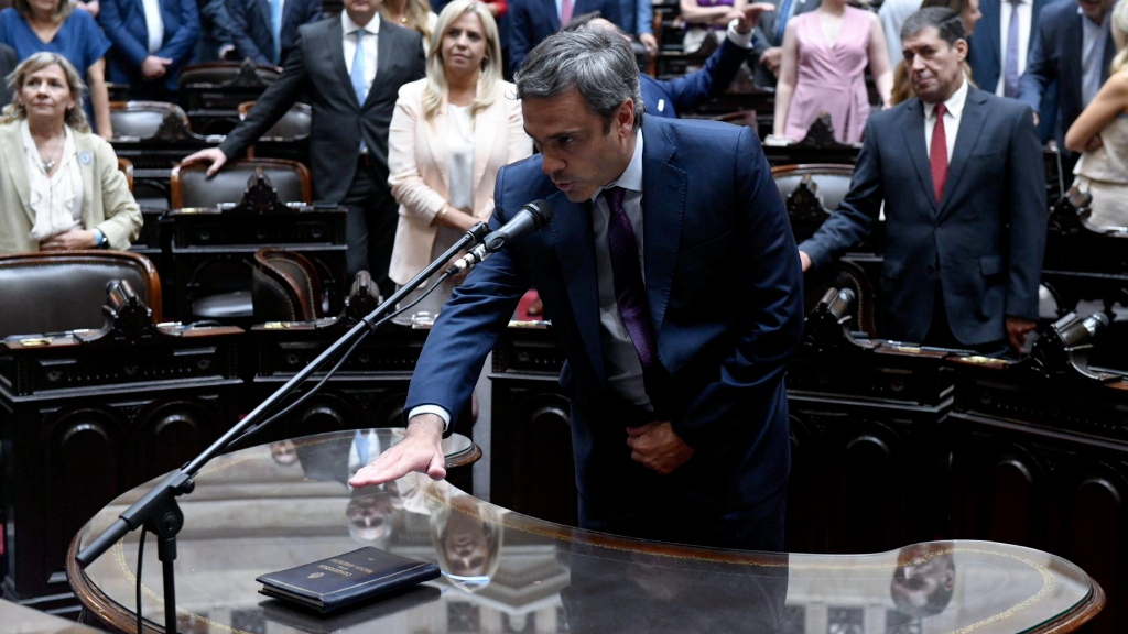 Michel asumió su banca y anunció que defenderá los intereses entrerrianos