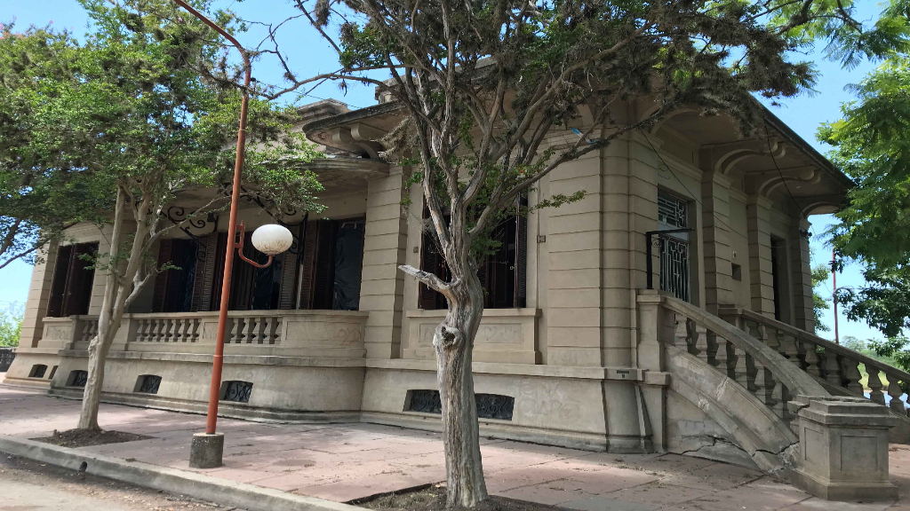 Abren licitación para poner en valor partes del Puerto