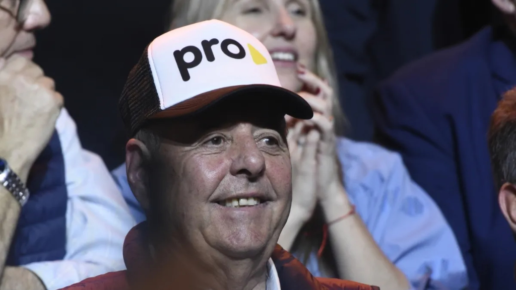 De Ángeli sigue en el Senado, como asesor