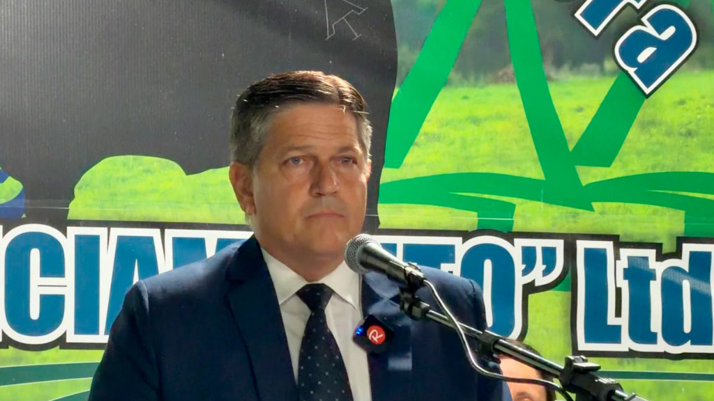 Besel abrió el período de sesiones del HCD