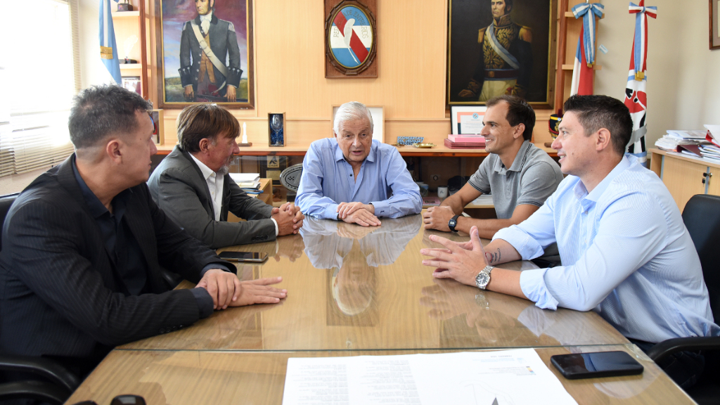 Lauritto reunió a los intendentes peronistas del departamento