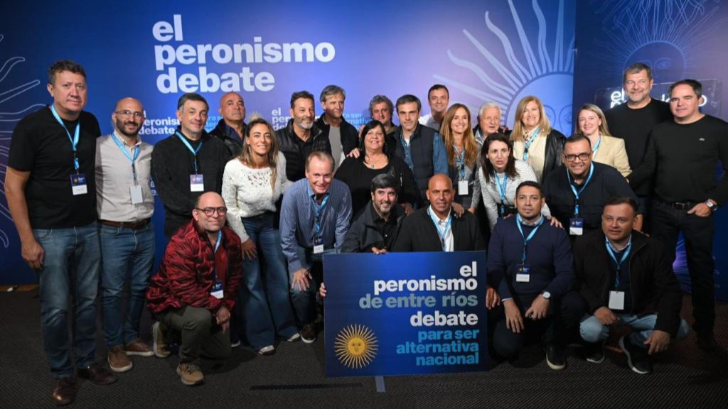 Foto de unidad en Parque Norte: Romero, Bordet y Lauritto marcaron el pulso entrerriano