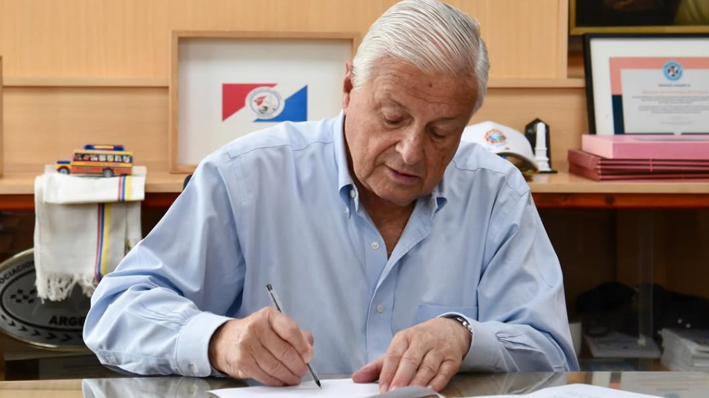 Lauritto va por la gobernación