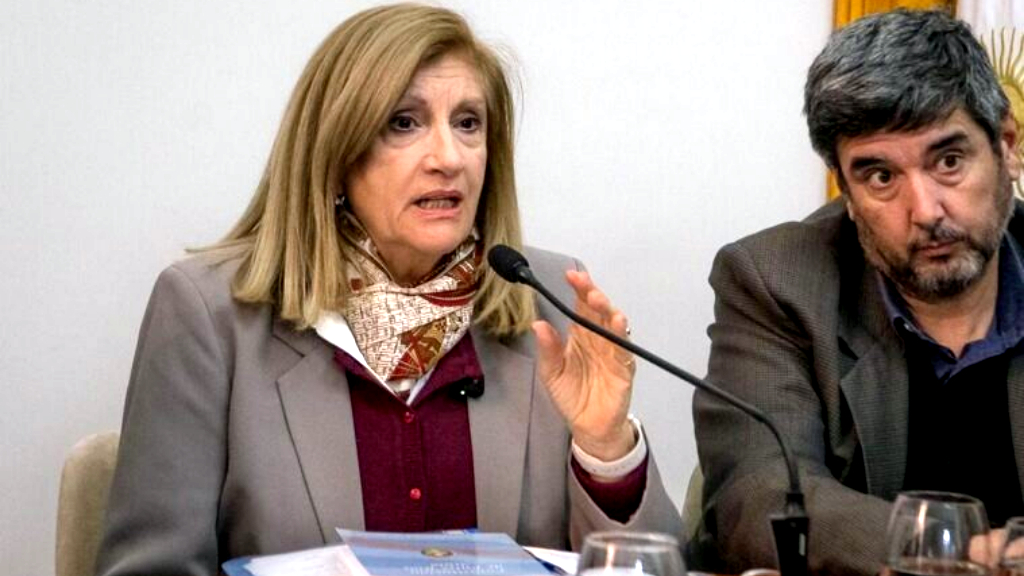 Romero aclaró que sólo apoya la discusión sobre la reforma