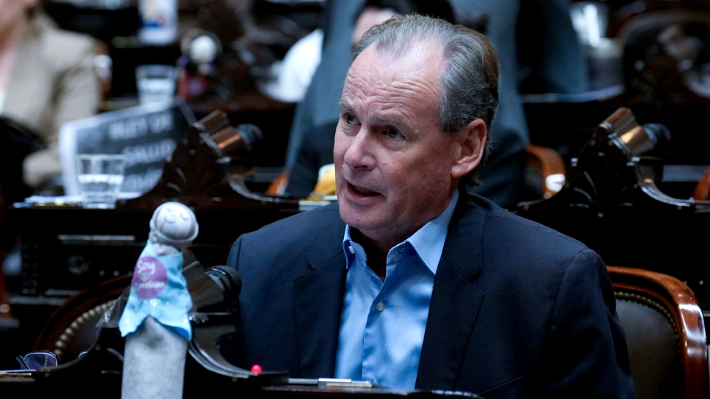 Bordet cuestionó al oficialismo por frenar el alivio a deudores