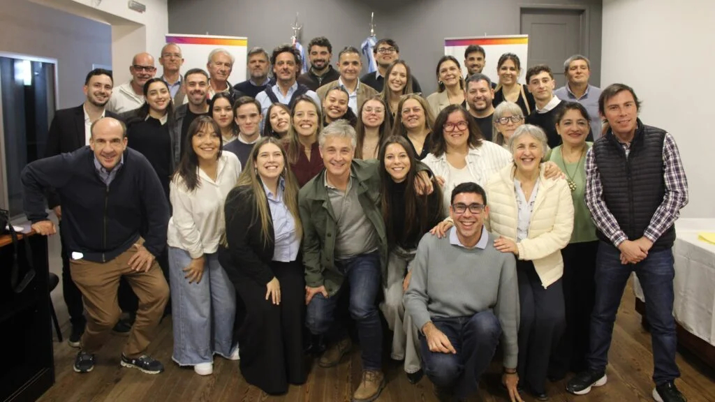 El PRO busca hacer valer su peso con Frigerio y pelea lugares ante la avanzada libertaria