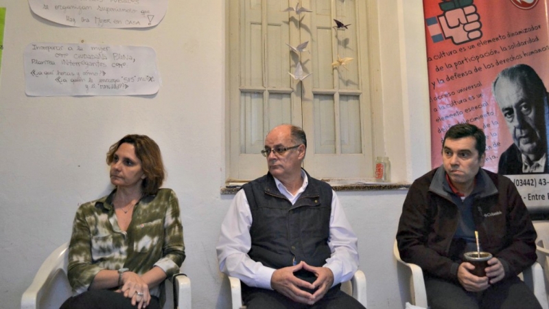Tarde de reuniones e inauguración de local en la lista 50