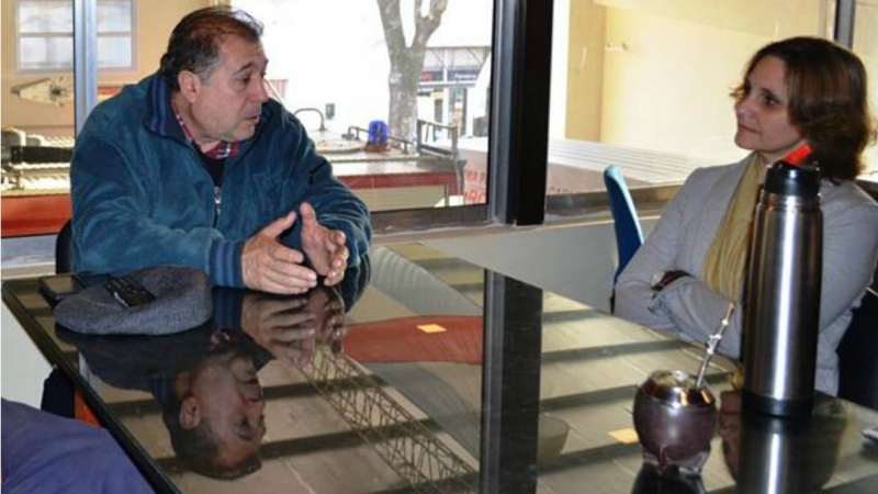Magni de reunión con los bomberos voluntarios