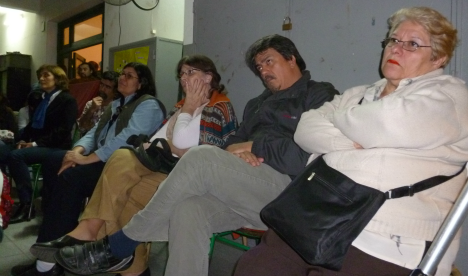 Cecilia Castro  (supervisora de la zona XXI secundaria), Mary Tourfiní de Córdoba (directora departamental de Escuelas), Juan José Albornóz (diputado provincial FJPV) y Marilí Flores (titular del Copnaf) | Imagen: Babel, Valodia Nichajew