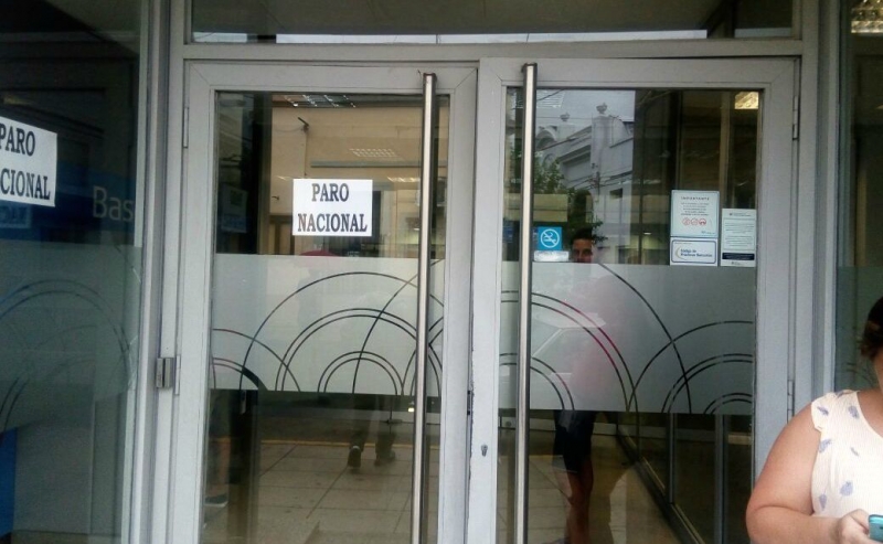 En el día del paro bancario cuatro trabajadores se afiliaron al gremio