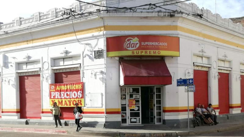 Unos 98 trabajadores menos en los supermercados DAR en los últimos años