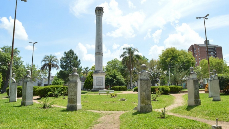 Lauritto encarará la puesta en valor de la histórica Plaza Columna