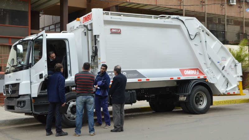 La Municipalidad suma dos nuevos camiones recolectores de residuos