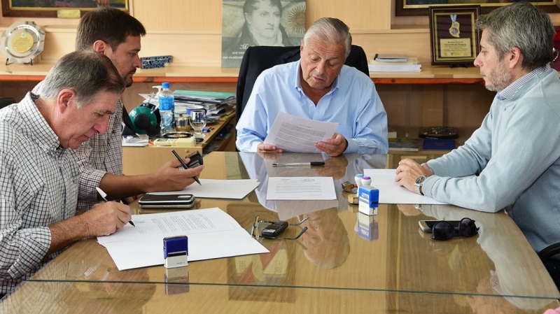 Cobra el personal municipal con el aumento acordado en marzo