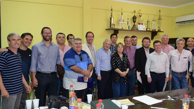 Pusieron en marcha un programa regional de desarrollo de atletismo