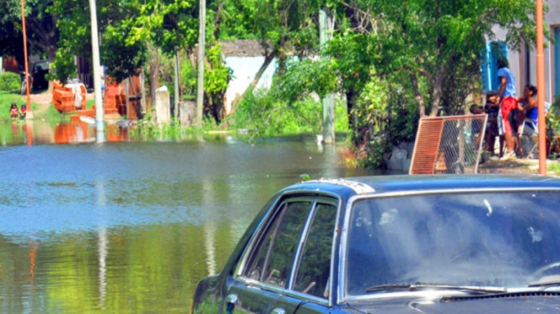 Subió a 111 el número de familias evacuadas por la creciente del Uruguay