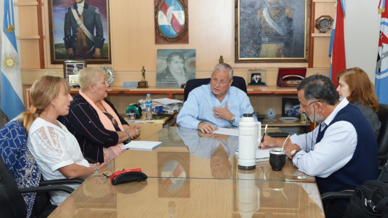 Acordaron colaboración municipal para  el centenario de la Escuela 92 “Tucumán”
