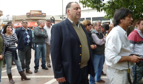 Inauguración del busto en homenaje al ex Presidente Raúl Alfonsín | Imagen: Babel, Valodia Nichajew