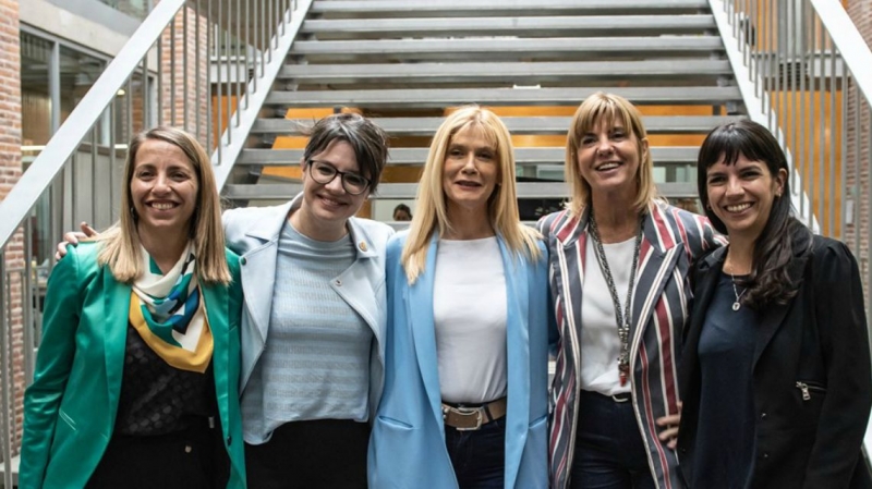 Stratta en un encuentro con Magario, Marziotta, Rodenas y Quiroga