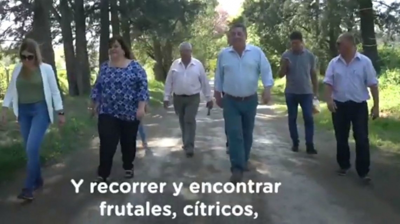 De Ángeli fue como senador, publicó como candidato y los docentes le exigen que borre el video