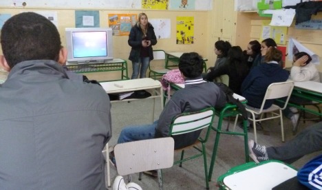 La Cámpora realizó una charla-debate con los estudiantes de la escuela 92, Tucumán