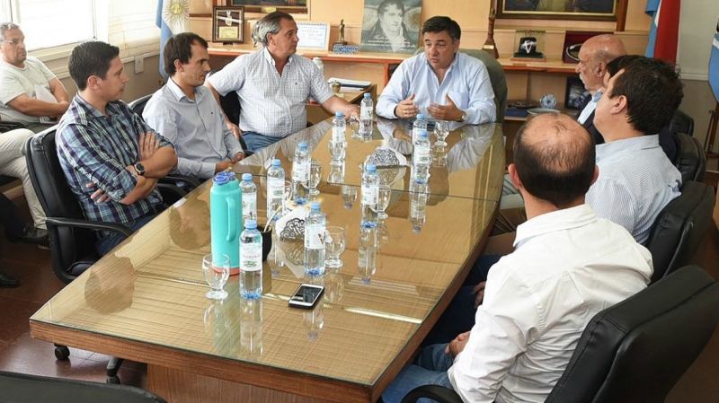 Oliva se reunió con los intendentes peronistas del departamento