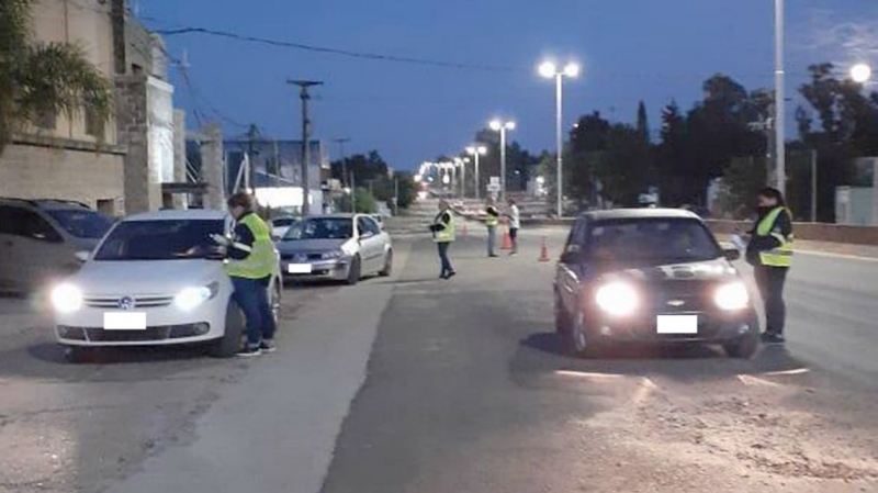 Oliva, en persona, se sumó a los controles de alcoholemia en la madrugada del domingo