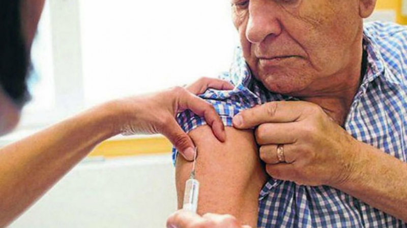 PAMI continúa con la vacunación antigripal