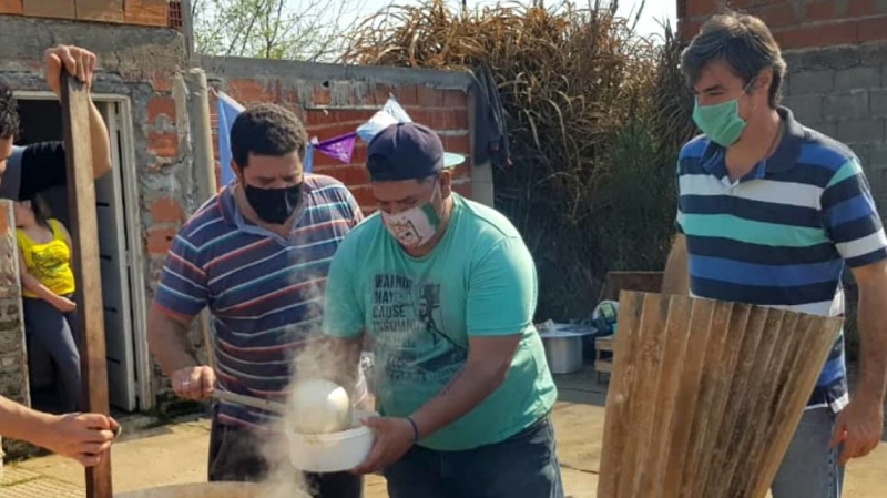 Giano participó de las ollas populares en recuerdo a Micaela García