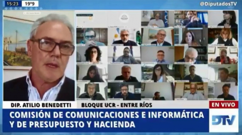 Benedetti se solidarizó con Heller y repudió los escraches contra él y el Credicoop