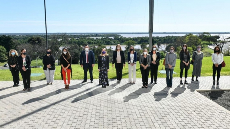 Oliva suscribió con Gómez Alcorta y Stratta programas nacionales en beneficio de las mujeres