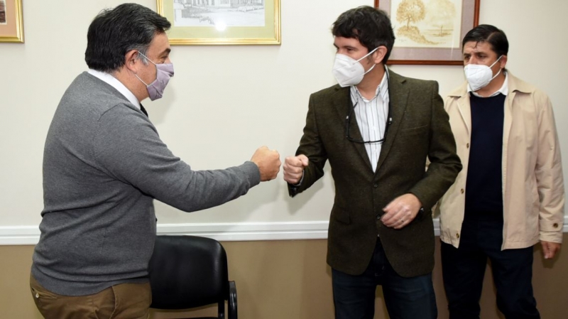 Autoridades del Palacio San José fueron recibidas por el Intendente
