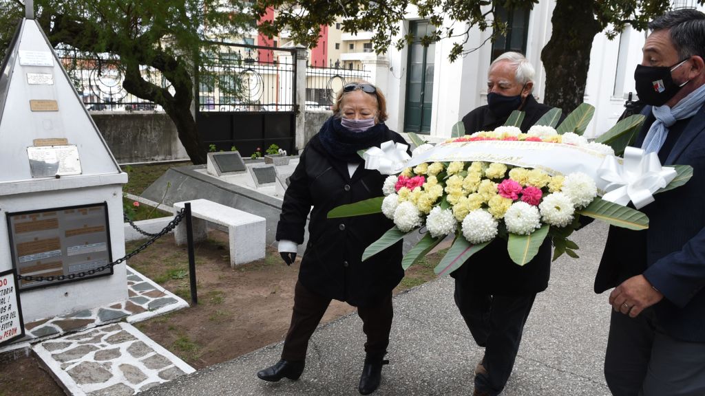 El municipio recordó a las víctimas del bombardeo a Plaza de Mayo