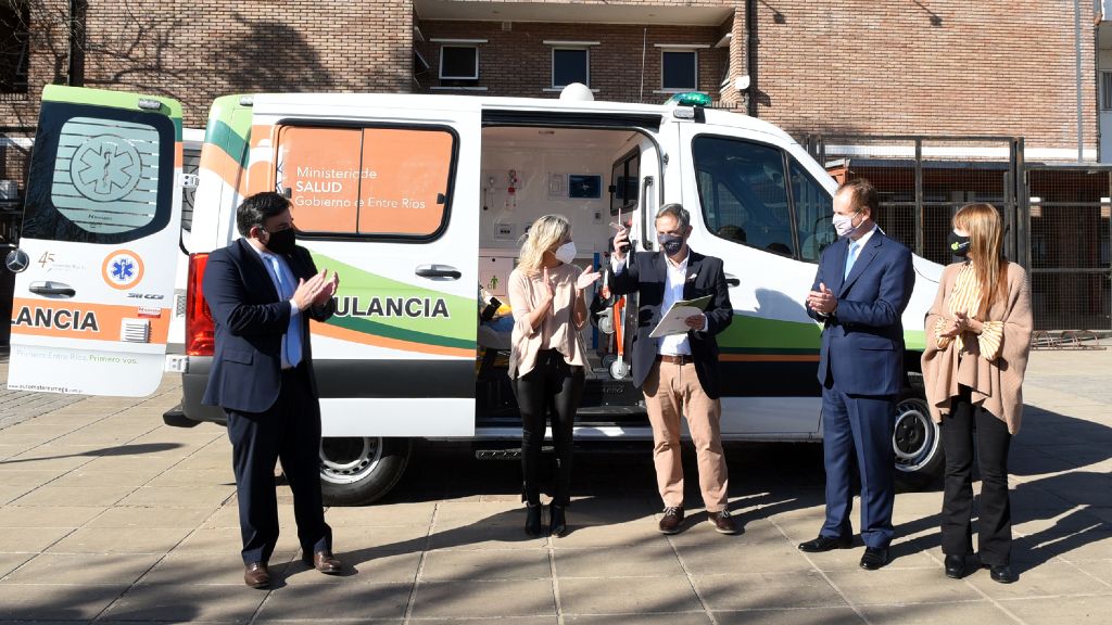 El Hospital tiene nueva ambulancia y tendrá sala de Terapia Pediátrica