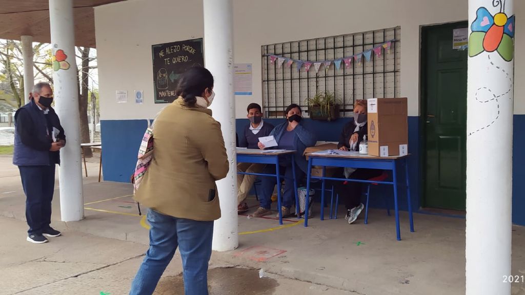 El 72,57 por ciento votó en Uruguay