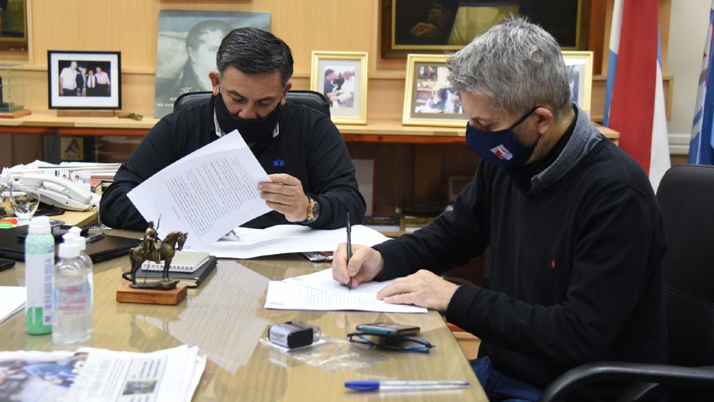 Comienza a regir el aumento del 22 por ciento para los municipales