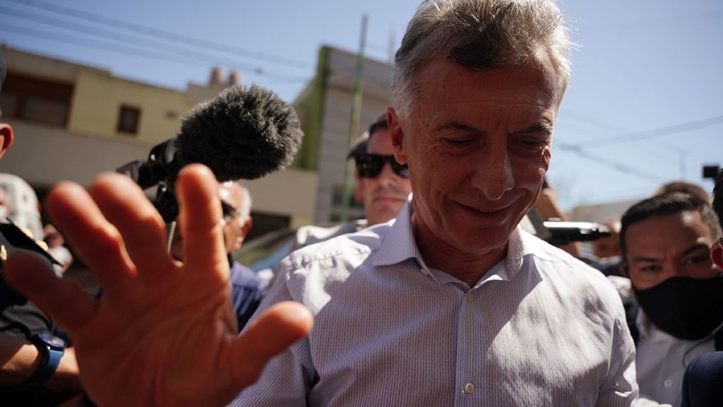 Macri no pudo movilizar 1 persona por cada uno de los 400 micros