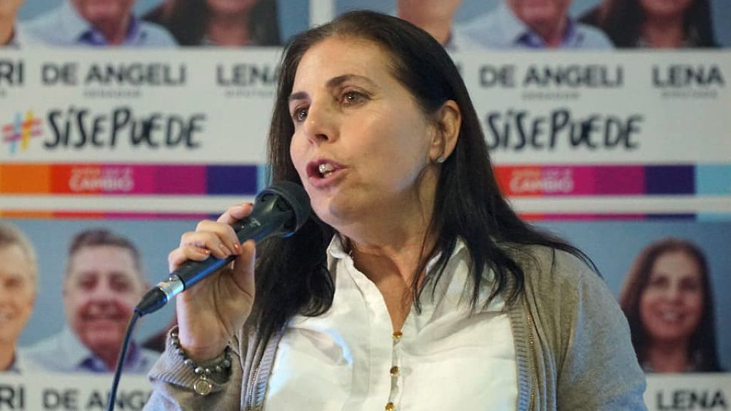 Lena criticó al oficialismo por la sanción de DNUs