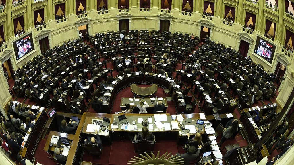 El Gobierno prorrogó hasta fin de año las ordinarias