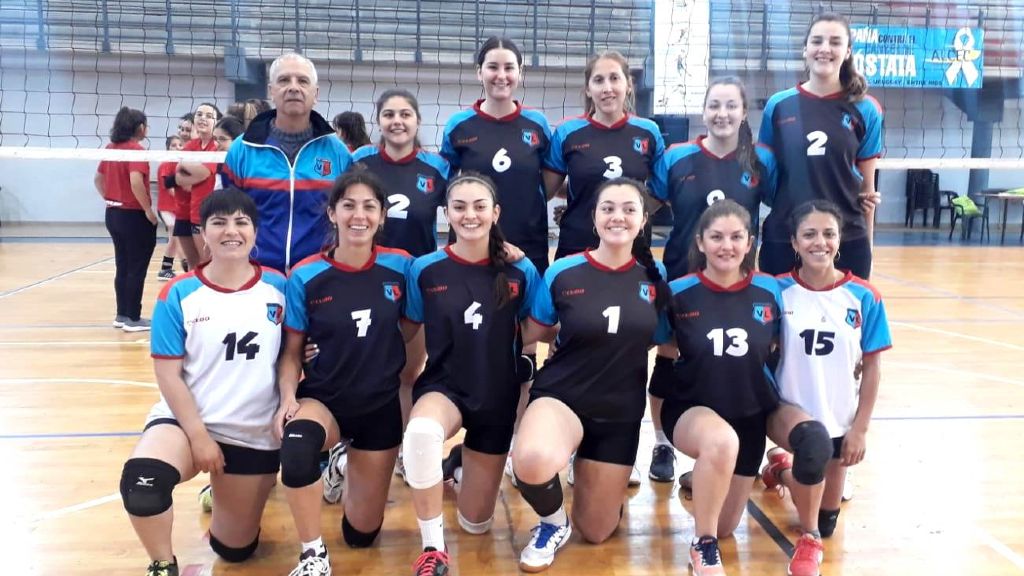 El voleibol uruguayense cierra un año importante