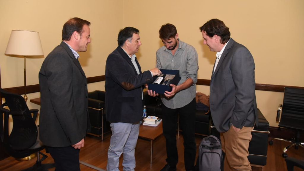Oliva, de gestiones por la cultura uruguayense