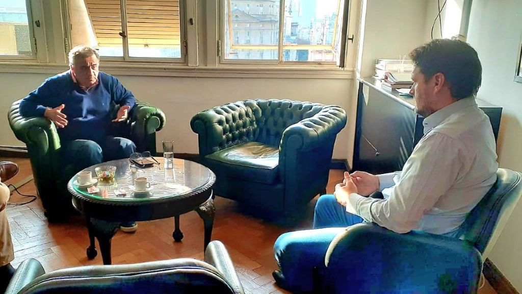 Vales se reunió con Depetri