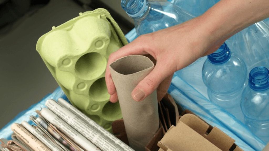 Caseros realizó la primera venta de material reciclado
