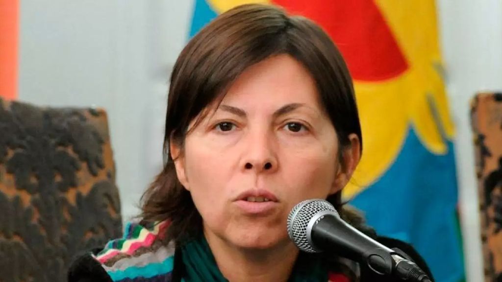 Batakis es la nueva ministra de Economía