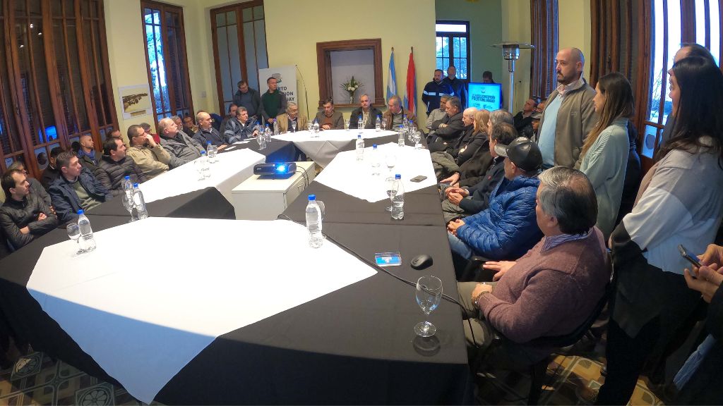Se presentó el plan de ampliación y modernización del puerto uruguayense