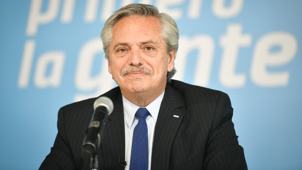 “Ahora estamos en otra etapa, reconstruyendo nuestro gobierno”