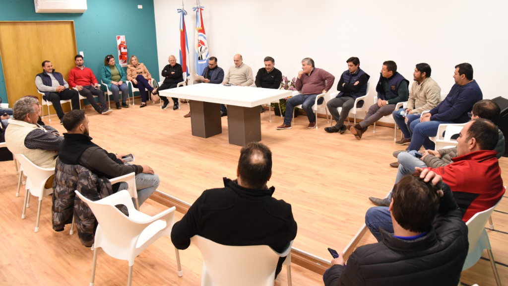 Oliva se reunió con la CGT